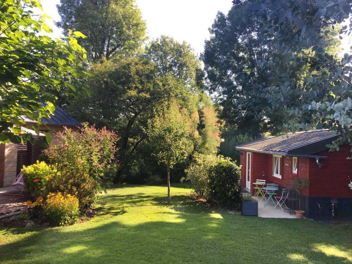 Le Cabanon De Chessy Bed & Breakfast Екстериор снимка