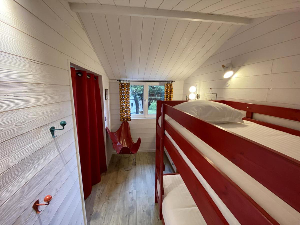 Le Cabanon De Chessy Bed & Breakfast Екстериор снимка