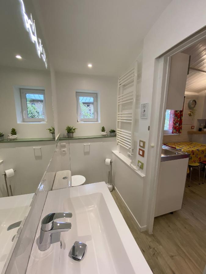 Le Cabanon De Chessy Bed & Breakfast Екстериор снимка